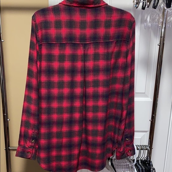 Black and red soft flannel - Picture 2 of 6